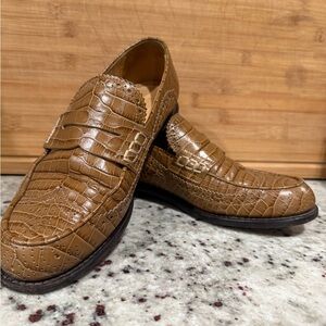 Elegant Tan Crocodile Pattern  Loafers women’s EUR 38 US 8